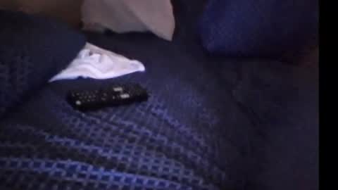 whom like be watching.i online show from 15, 12, 2025