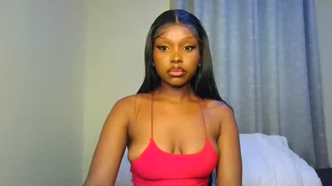 Snapshot of pixie_roman chatting on 5, 5, 2026 Majesty online show from 5, 5, 2026