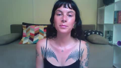 Snapshot of pixiecatfairy chatting on 7, 10, 2025 pixiecatfairy online show from 7, 10, 2025