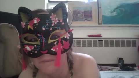 pixiecunt online show from 13, 4, 2026