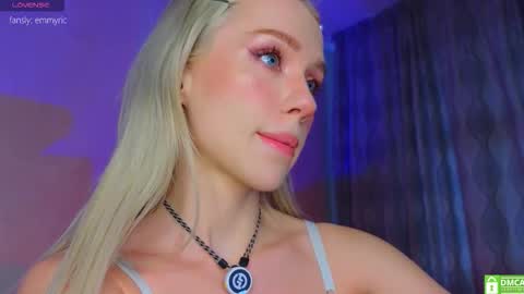 Emmy and Edward online show from 27, 3, 2026