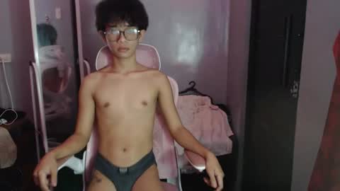 Snapshot of pixydust_69 chatting on 23, 11, 2025 pixydust_69 online show from 23, 11, 2025