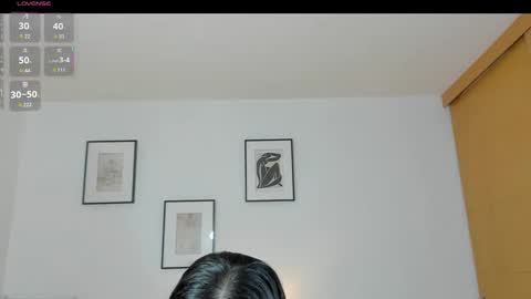 Angie Henao online show from 18, 2, 2025