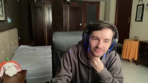 placebo14 online show from 30, 1, 2025