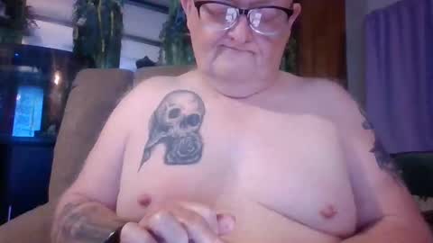 Snapshot of playboychas chatting on 5, 4, 2026 chaz online show from 5, 4, 2026