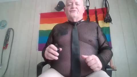 Snapshot of playboychas chatting on 20, 4, 2026 chaz online show from 20, 4, 2026