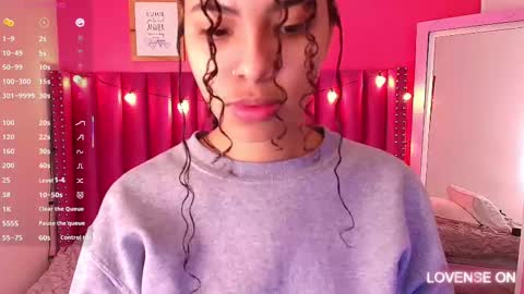 Snapshot of playfuljust_18 chatting on 12, 2, 2025 SAMARA online show from 12, 2, 2025