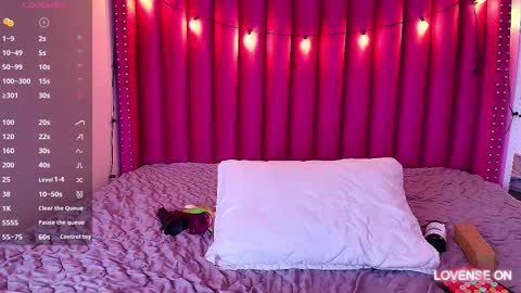 Snapshot of playfuljust_18 chatting on 19, 2, 2025 SAMARA online show from 19, 2, 2025