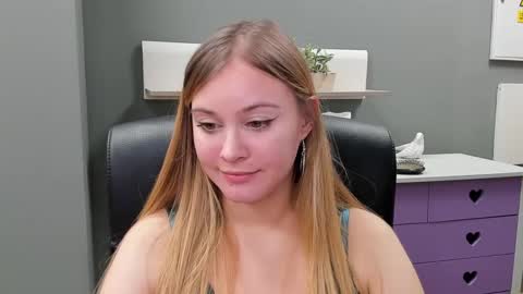 Snapshot of playgirl_valeria chatting on 9, 2, 2025 Valeria online show from 9, 2, 2025