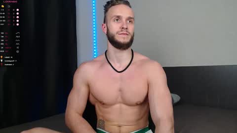 Snapshot of playmate_ chatting on 6, 1, 2025 John online show from 6, 1, 2025