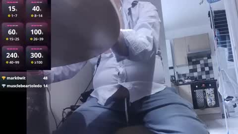 Snapshot of playme828530 chatting on 21, 10, 2025 Play Me online show from 21, 10, 2025