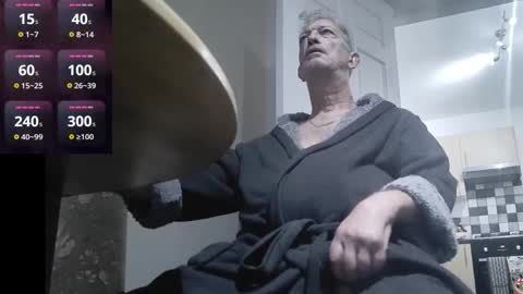 Snapshot of playme828530 chatting on 25, 10, 2025 Play Me online show from 25, 10, 2025