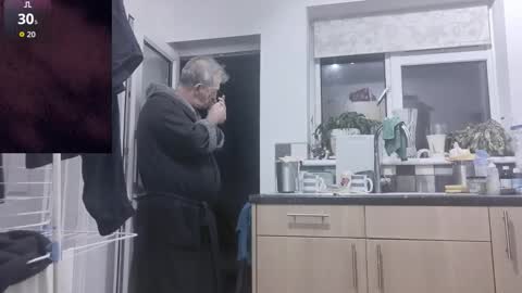 Snapshot of playme828530 chatting on 17, 11, 2025 Play Me online show from 17, 11, 2025