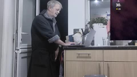 Snapshot of playme828530 chatting on 3, 12, 2025 Play Me online show from 3, 12, 2025