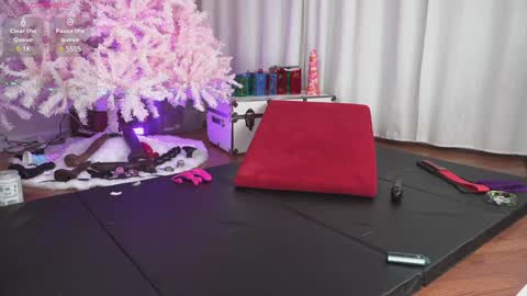 Snapshot of playtimewithv chatting on 26, 12, 2024 Horny Housewife V Husband online show from 26, 12, 2024