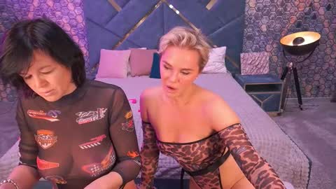 Snapshot of pleasurewecouple chatting on 13, 3, 2026 Ira brunette and Vika blonde online show from 13, 3, 2026