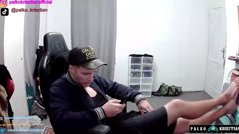 plkrisztian online show from 19, 12, 2025