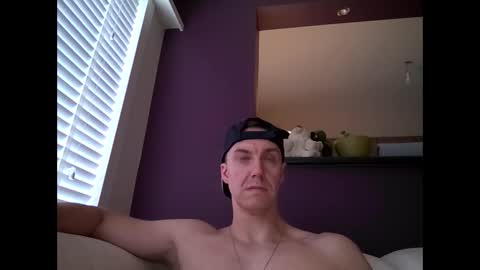 Snapshot of ploki2000 chatting on 26, 1, 2025 Kevin online show from 26, 1, 2025