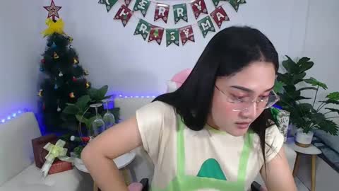 Snapshot of ploysaithailand chatting on 19, 12, 2024 Ploysai online show from 19, 12, 2024