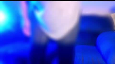 StraightPlush online show from 26, 11, 2025