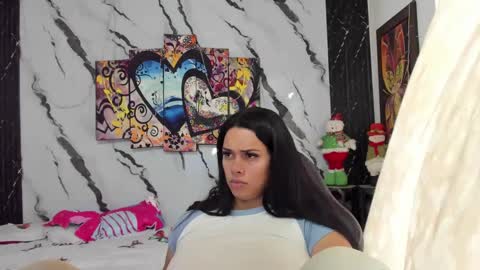 Snapshot of pocahontas_98113116 chatting on 22, 1, 2025 lesly pagina azul pocahontas982 online show from 22, 1, 2025