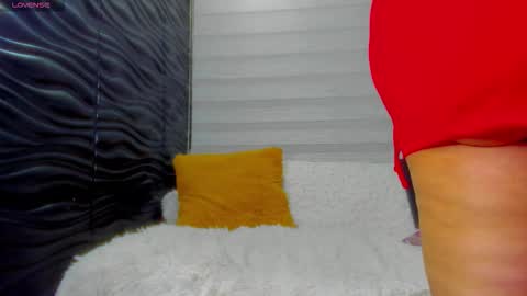 Snapshot of pocahontas_d chatting on 1, 2, 2026 catalina online show from 1, 2, 2026