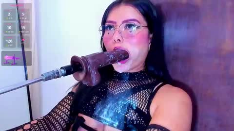 Snapshot of pocahontas_lantina chatting on 2, 3, 2026 pocahontas_lantina online show from 2, 3, 2026