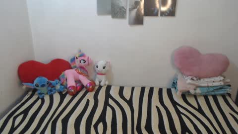Snapshot of pocahontas_princess__ chatting on 22, 9, 2025 Pocahontas online show from 22, 9, 2025