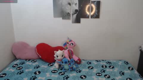 Snapshot of pocahontas_princess__ chatting on 1, 10, 2025 Pocahontas online show from 1, 10, 2025