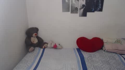 Snapshot of pocahontas_princess__ chatting on 25, 3, 2026 Pocahontas online show from 25, 3, 2026