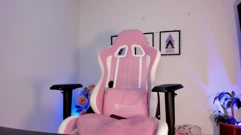 Jasmine online show from 22, 11, 2025