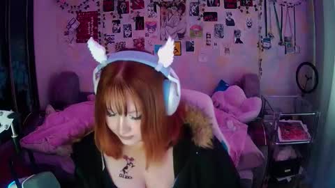 Snapshot of poeme_soul chatting on 19, 11, 2025 poeme_soul online show from 19, 11, 2025