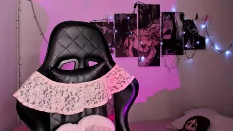 Willow                      Hours 12pm to 630pm Colombian time FRIDAY AND SUNDAY FREE DAYS online show from 9, 11, 2025