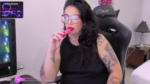 Snapshot of poisson_ivy_ chatting on 7, 2, 2025 poisson_ivy_ online show from 7, 2, 2025