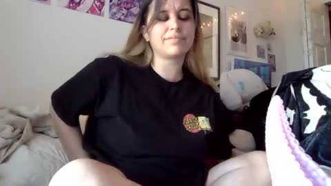 sweet angel baby  online show from 12, 4, 2026