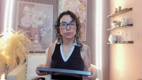 PAOLA or pola online show from 13, 9, 2025