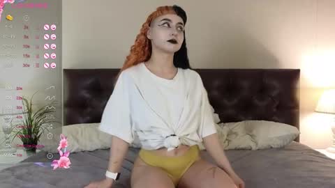 Snapshot of polidevis chatting on 16, 11, 2025 Candytrain online show from 16, 11, 2025