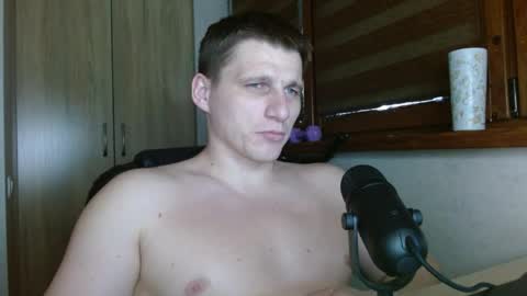 Poliglotjoe2 online show from 18, 5, 2026