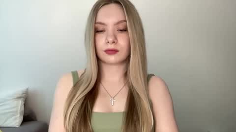Snapshot of polishangel222 chatting on 8, 6, 2026 polishangel222 online show from 8, 6, 2026