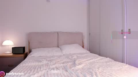 Polly online show from 19, 9, 2025