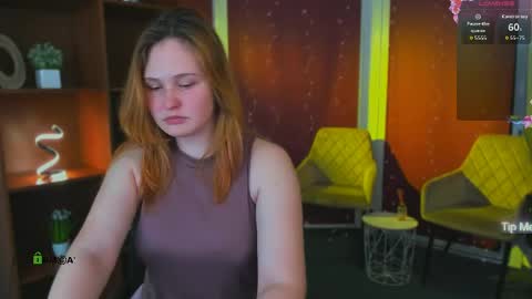 Snapshot of polly_cute1 chatting on 30, 4, 2026 polly_cute1 online show from 30, 4, 2026
