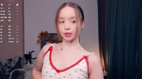 Snapshot of polly_dollie_ chatting on 23, 10, 2025 Renet online show from 23, 10, 2025