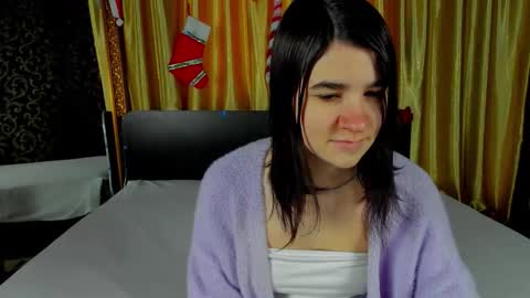 Snapshot of polly_love_ chatting on 4, 2, 2026 Polly online show from 4, 2, 2026