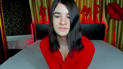 Snapshot of polly_love_ chatting on 1, 3, 2026 Polly online show from 1, 3, 2026