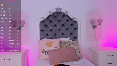Snapshot of pollygrey_ chatting on 21, 9, 2025 Carolina online show from 21, 9, 2025
