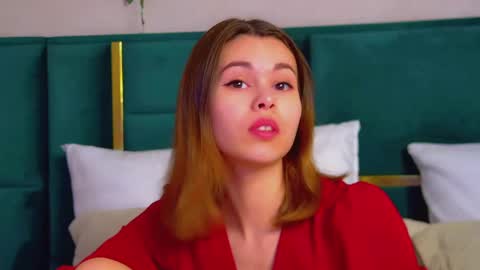 Polly online show from 2, 3, 2025