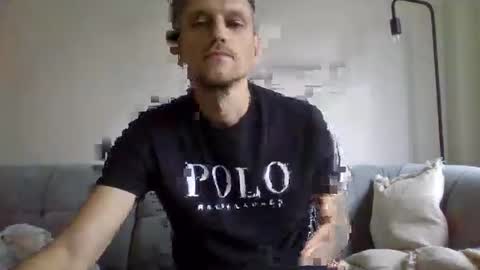 polsenos online show from 11, 11, 2025