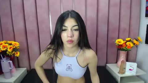 poly sasha  online show from 21, 2, 2025