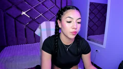 poly sasha  online show from 15, 5, 2026