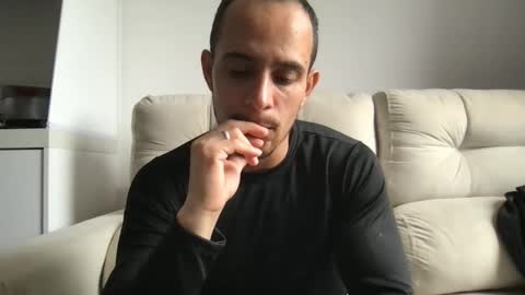 Snapshot of poormanbr chatting on 3, 3, 2026 poormanbr online show from 3, 3, 2026